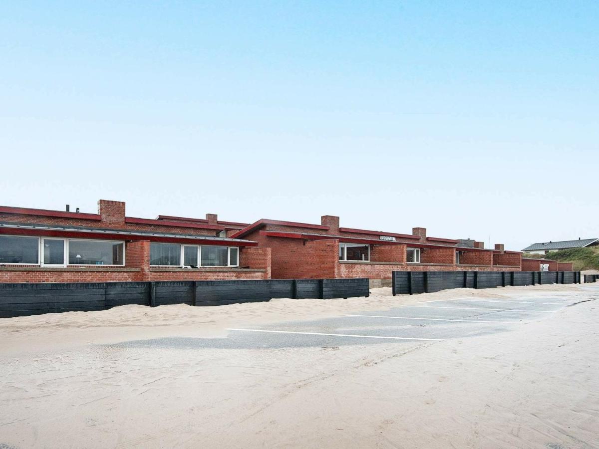 Two-Bedroom Holiday Home In Henne 7 Henne Strand Exterior photo